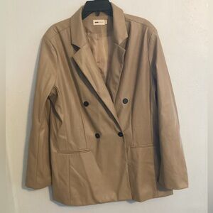 Nova Vintage Woman’s Tan Lightweight Faux Leather Jacket. Size XL.